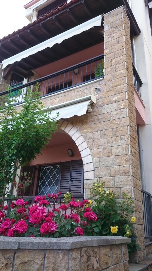 Ferienapartment At Home Ouranoupolis Экстерьер фото